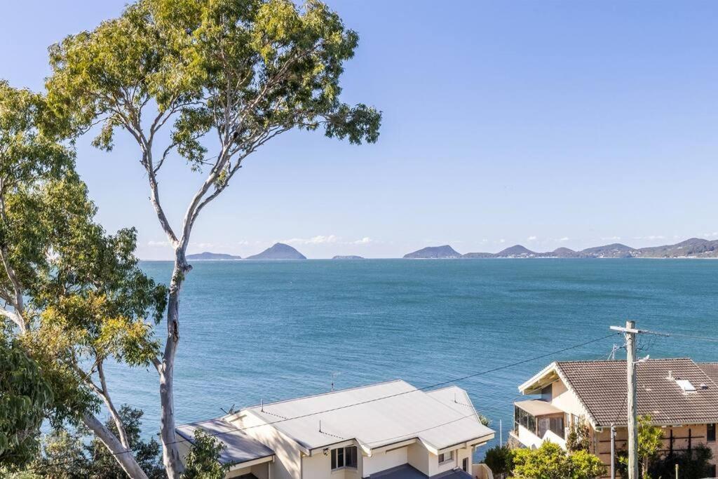 Tranquil Escape - Koala Hotspot - 2 Bed 2 Bath Spectacular Sea Views Apartment
