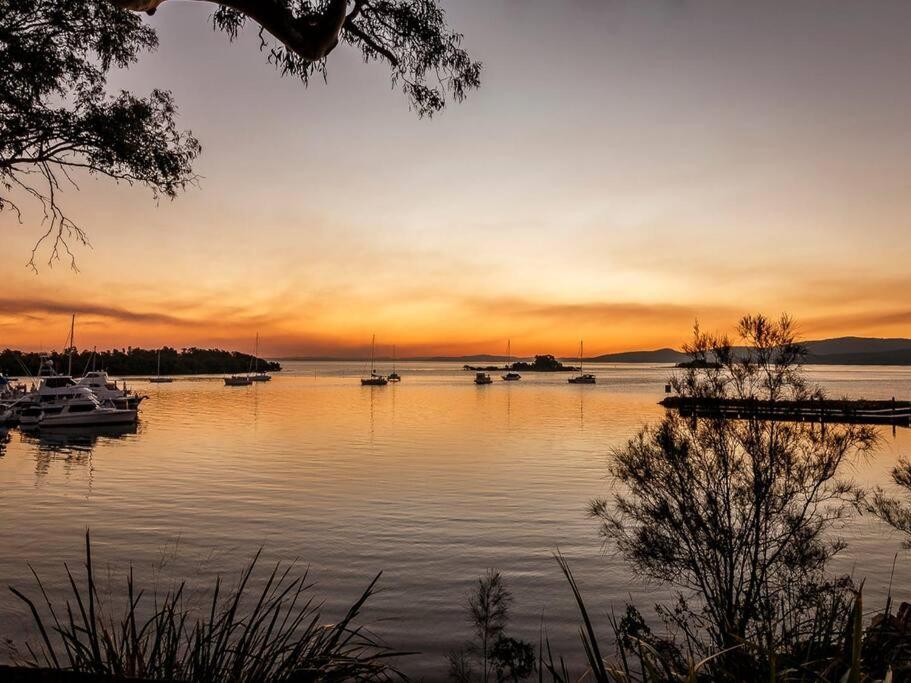 Tranquil Escape - Koala Hotspot - 2 Bed 2 Bath Spectacular Sea Views