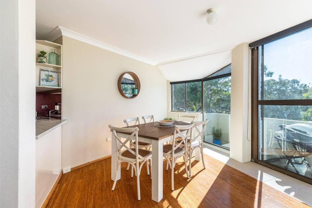Tranquil Escape - Koala Hotspot - 2 Bed 2 Bath Spectacular Sea Views Apartment